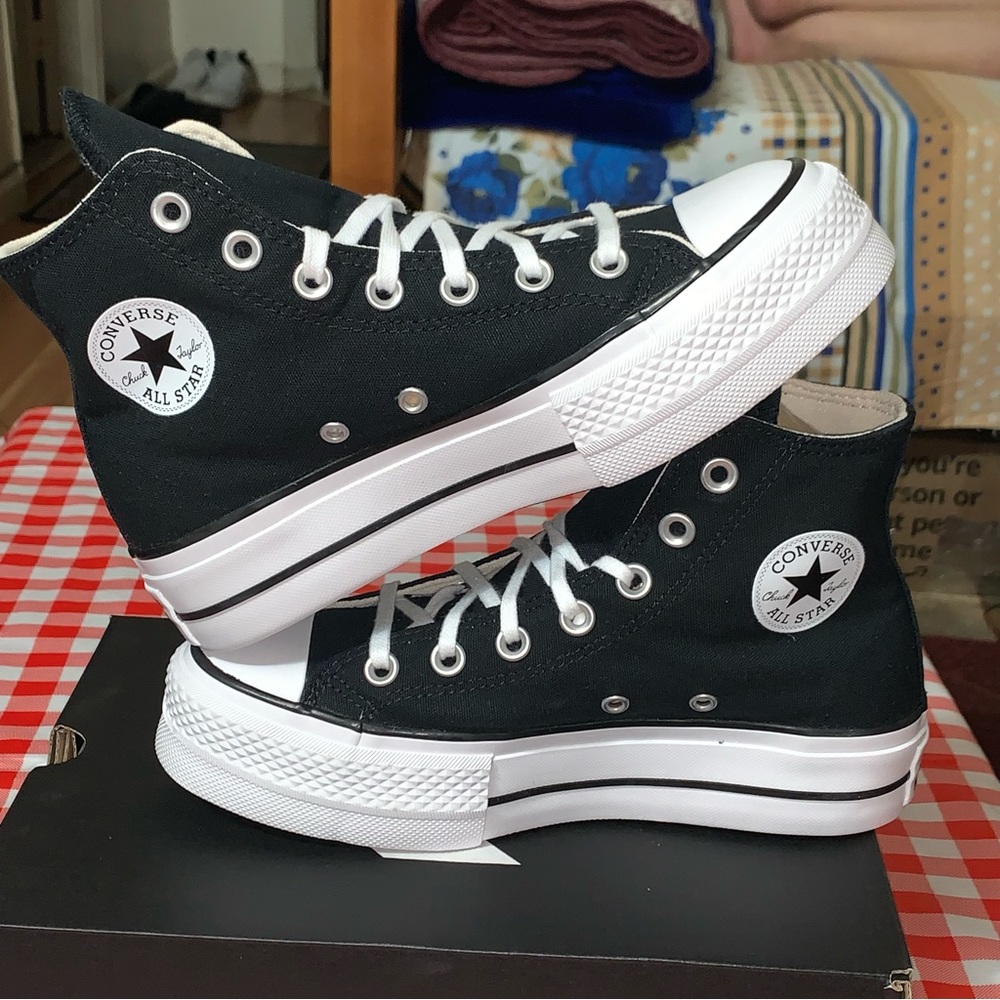 Women CONVERSE Chuck Taylor All Star  CTAS LIFT HI BLACK WHITE 560845F Size 6